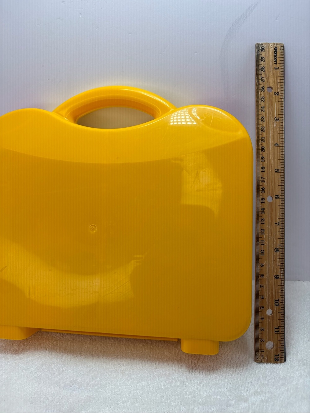 Lego brand new new see pictures Lego Yellow Carrying Case with Red Latch Accent - Picture 4 of 9